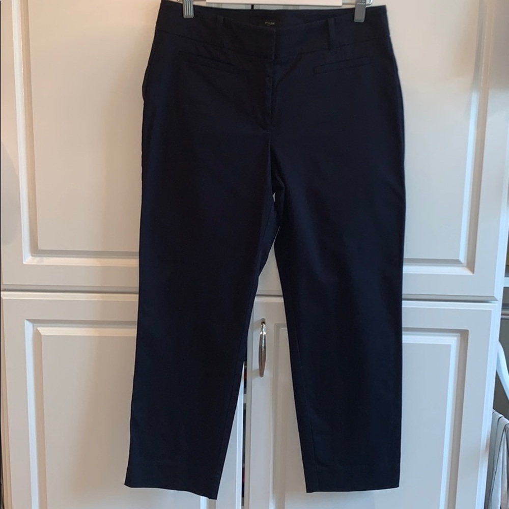 Ann Taylor Navy Ankle Pants Size 6